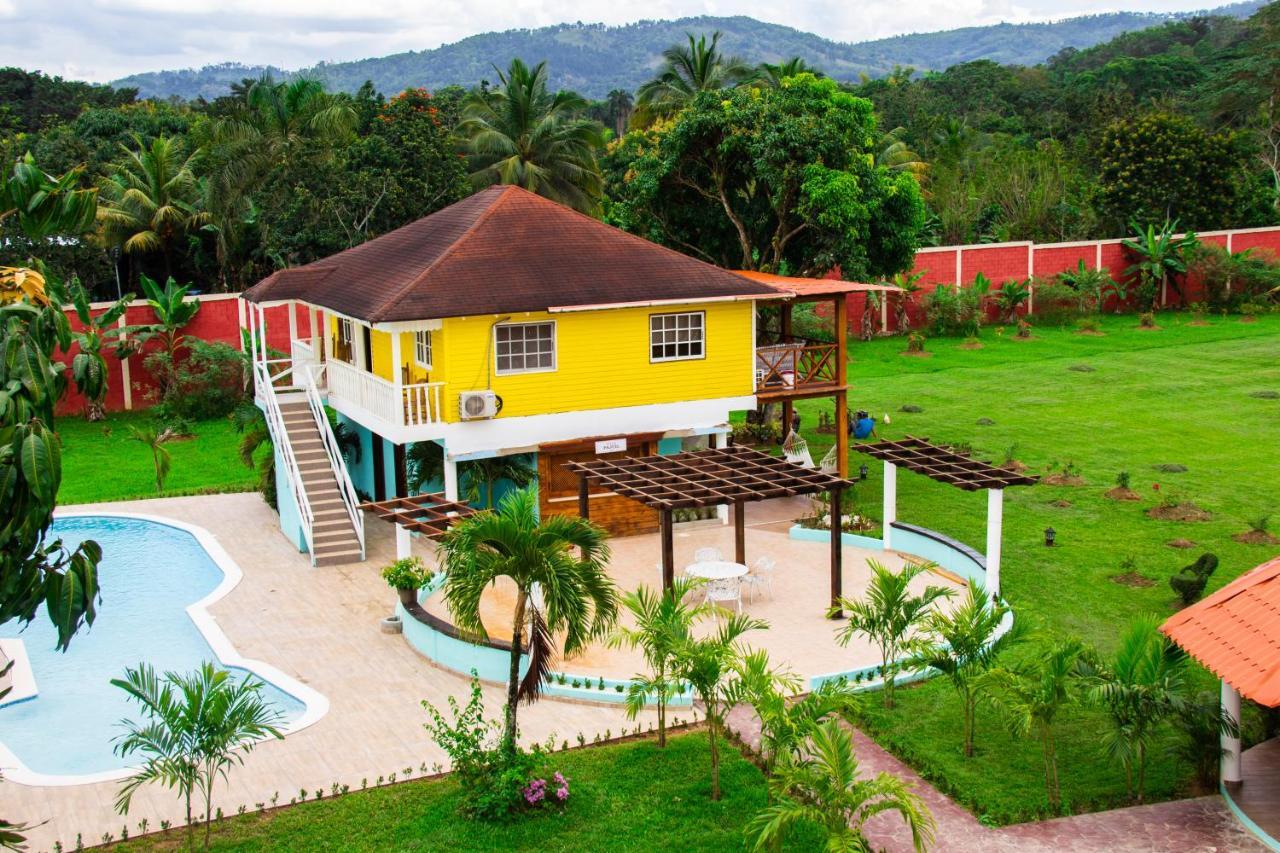 Deluxe Suites Guacamayos - Eco-Lodge & Swimming Pool Bonao Buitenkant foto