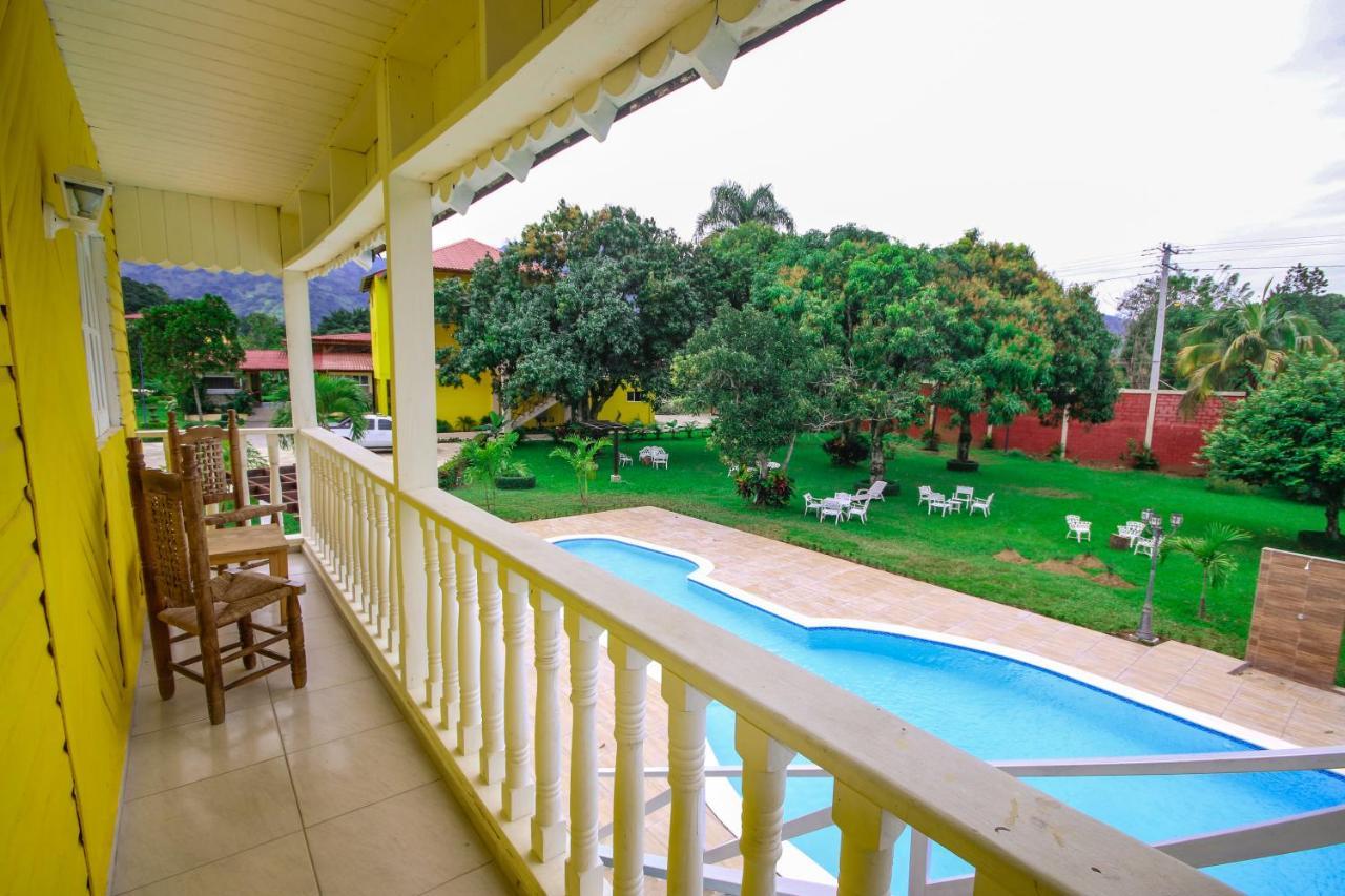 Deluxe Suites Guacamayos - Eco-Lodge & Swimming Pool Bonao Buitenkant foto