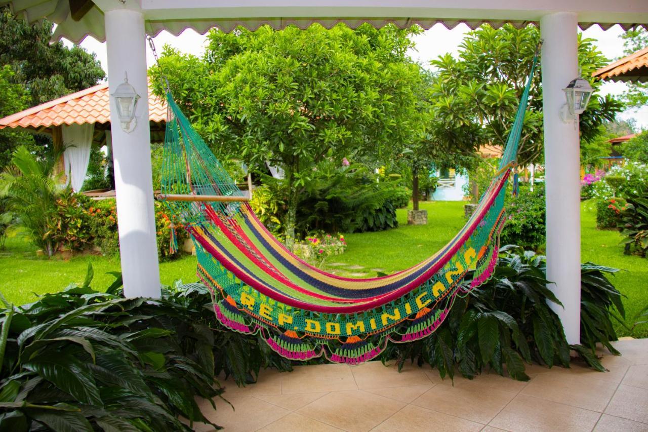 Deluxe Suites Guacamayos - Eco-Lodge & Swimming Pool Bonao Buitenkant foto