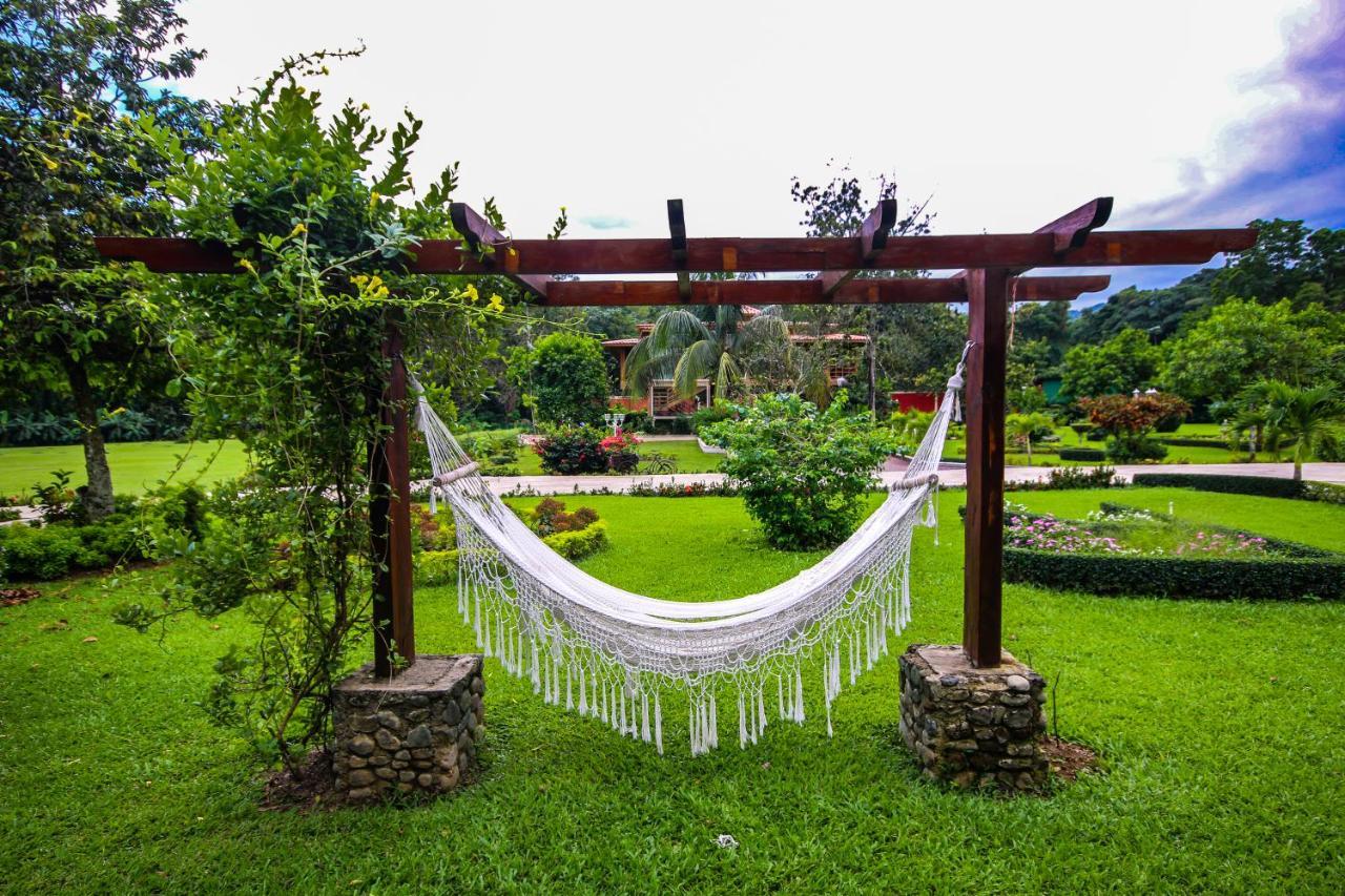 Deluxe Suites Guacamayos - Eco-Lodge & Swimming Pool Bonao Buitenkant foto