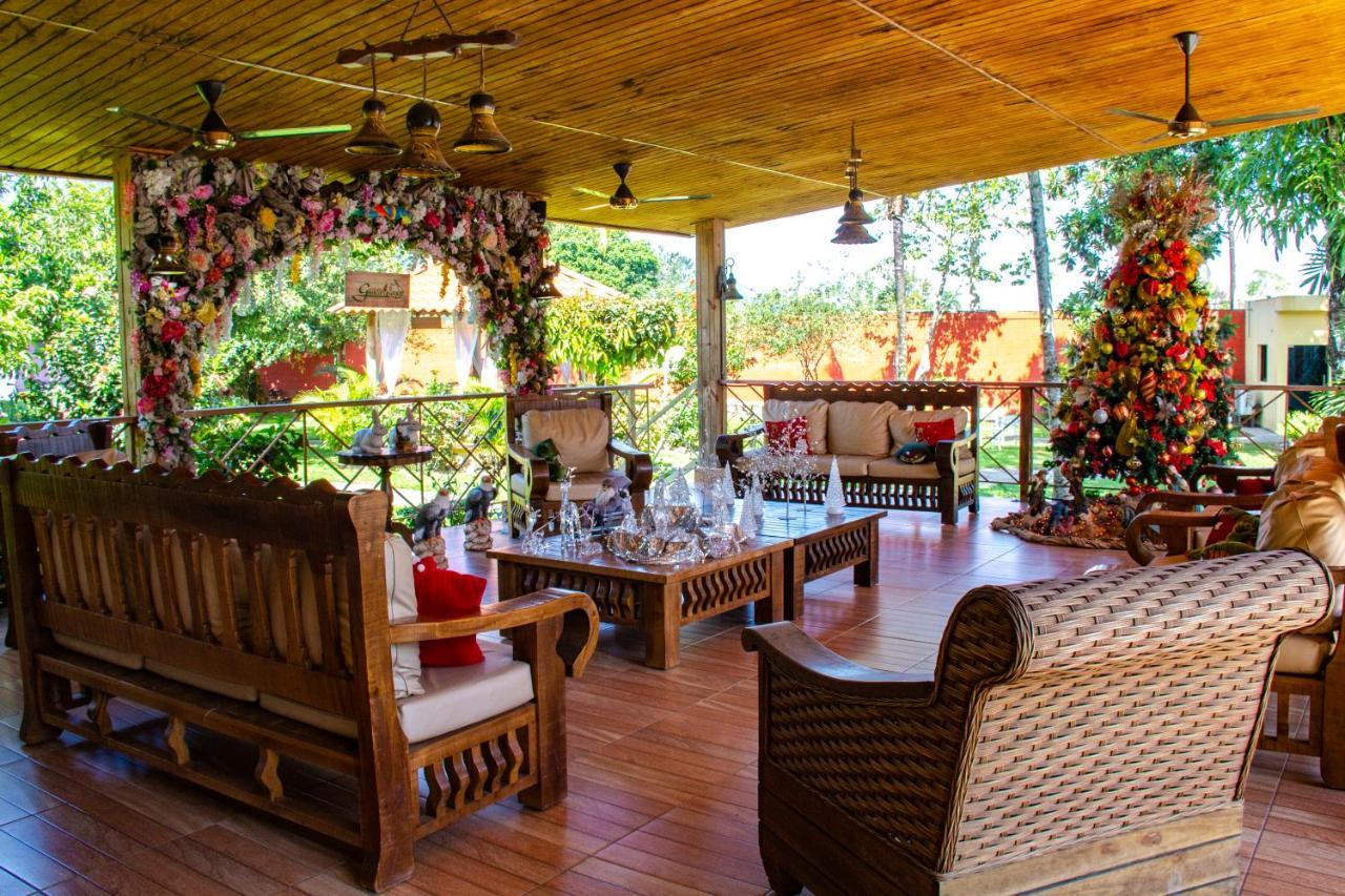 Deluxe Suites Guacamayos - Eco-Lodge & Swimming Pool Bonao Buitenkant foto